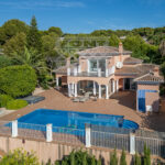 F028 | SECOND LINE VILLA IN THE CENTER OF MORAIRA, 2 STEPS FROM THE BEACH